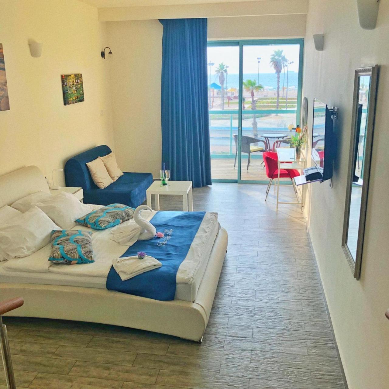 Sur La Mer Hotel アシュドッド エクステリア 写真